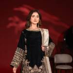 Pakistani Mehndi Dresses