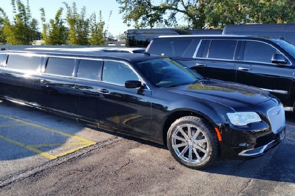 Wedding Limousine Services in San Antonio -Hire Limousine Car
