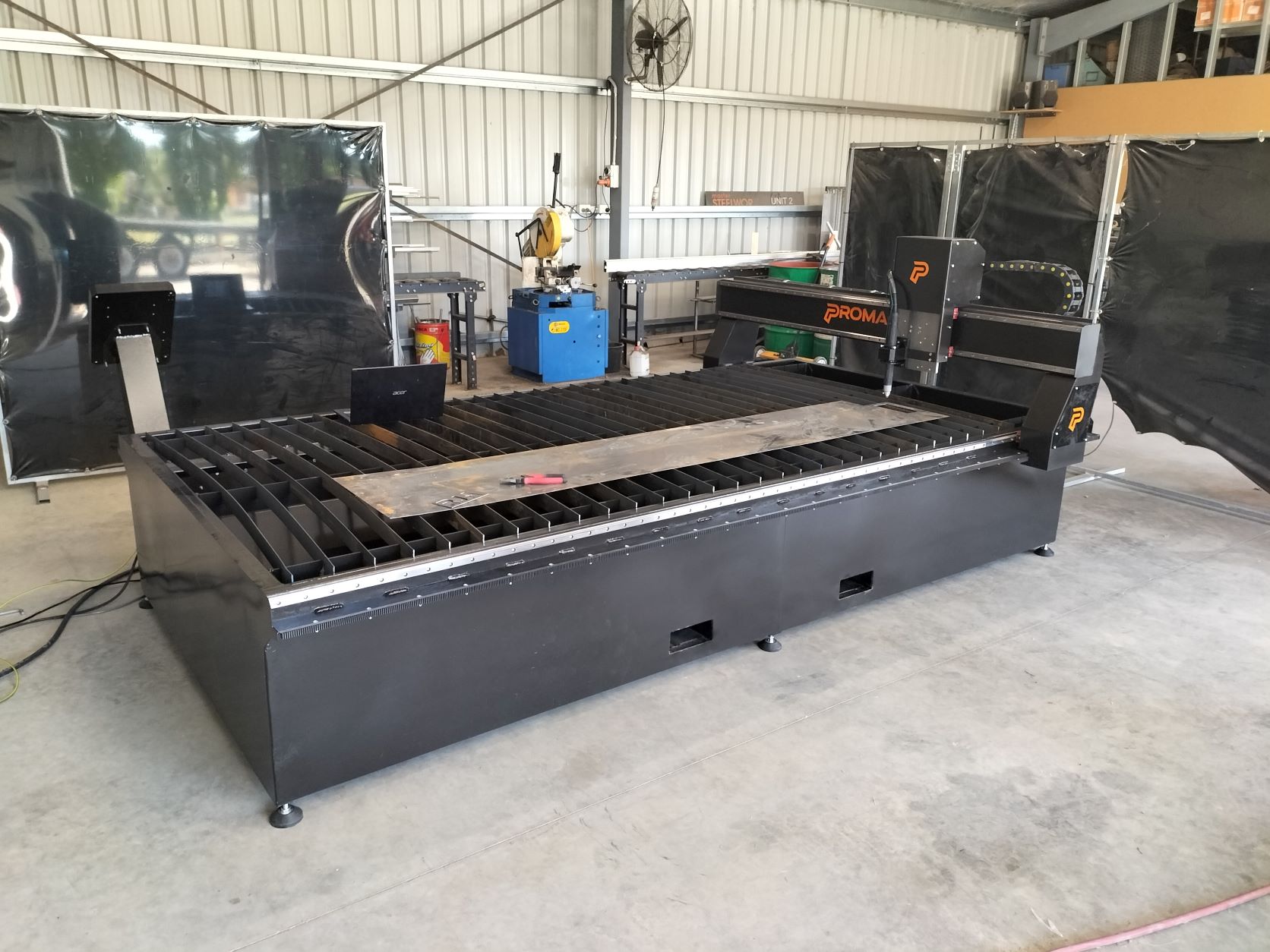 The Future of Precision Fabrication: CNC Cutters and Table Plasma Cutting Machine Technology | Qaltik